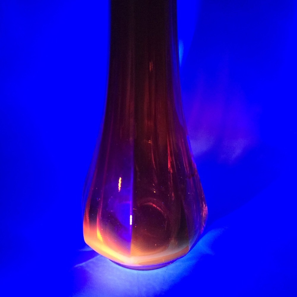 Vtg L.E. Smith 13" Swung Vase Amberina Cadmium UV Glow 8-Finger MCM Glass - Picture 5 of 10